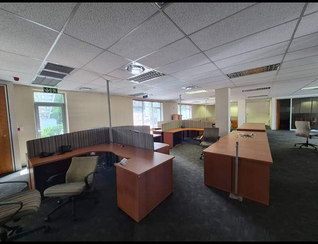 609M² OFFICE TO LET IN ILLOVO